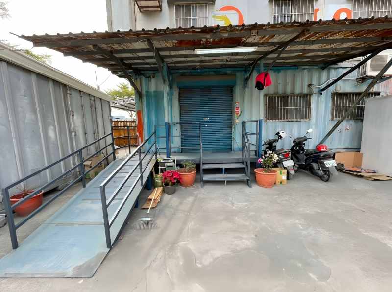 屏東貨櫃屋改裝